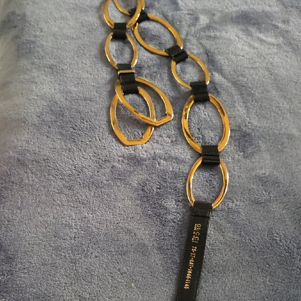 Vintage Gucci Black and Gold Oval Link Belt
